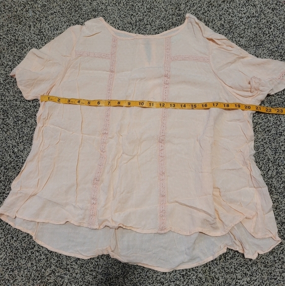 Peach blouse NWOT - Picture 4 of 5